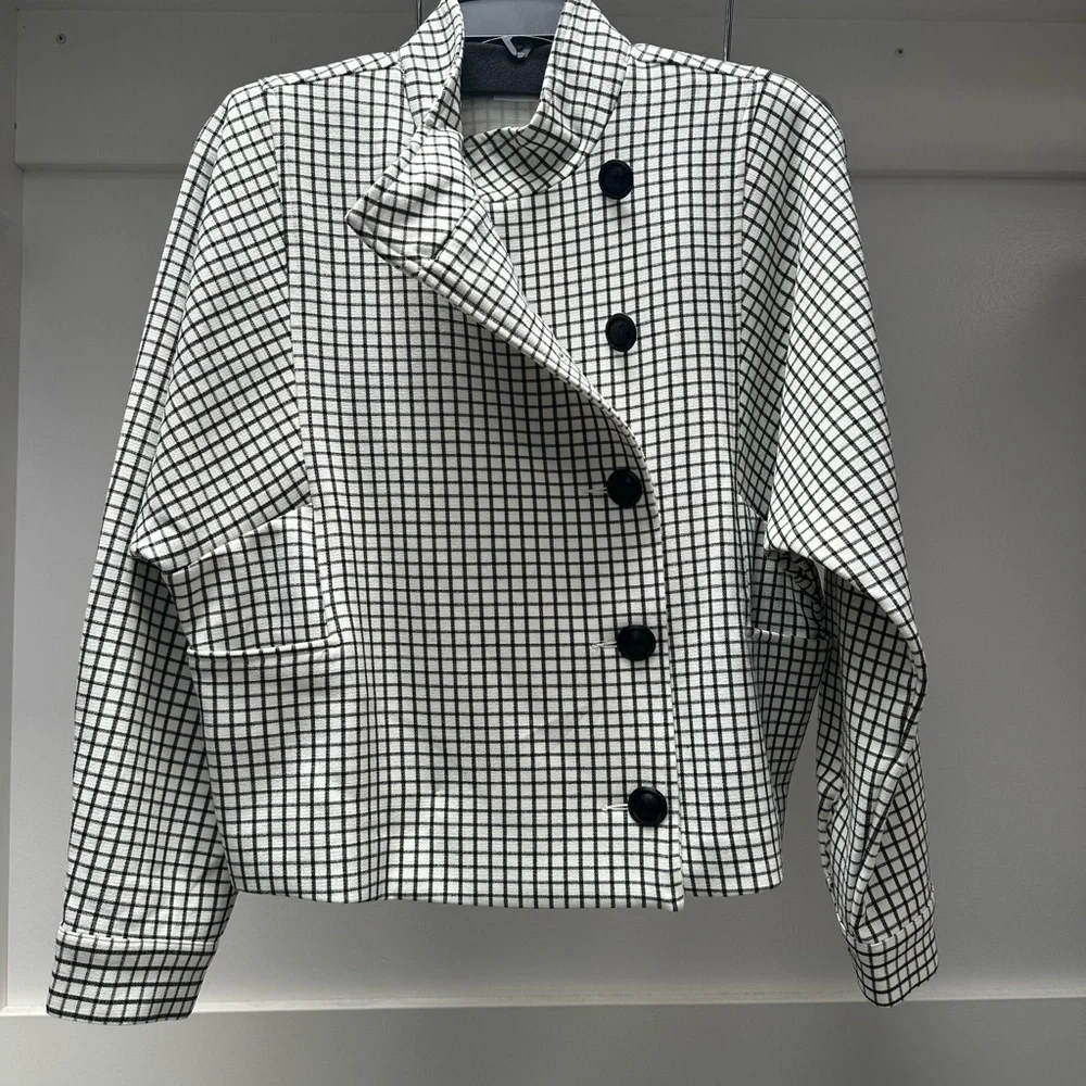 ❗️Price Reduced! Cabi Jacket Black and White Size S - Picture 2 of 2
